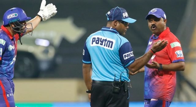 IPL 2022: Rishabh Pant, Shardul Thakur, Pravin Amre fined for code of conduct breach. Pic/IPL